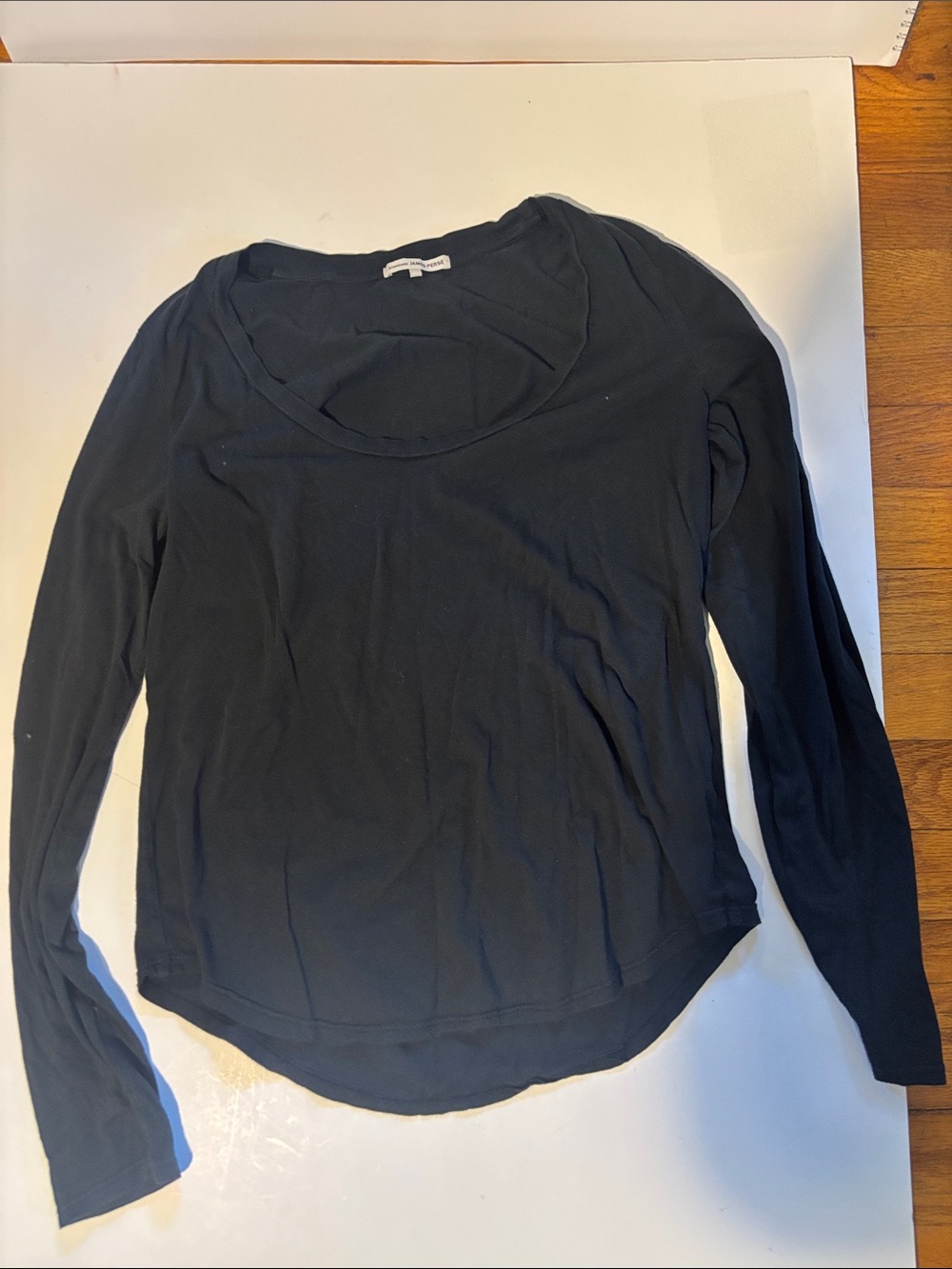 James Perse Black Long-Sleeve Scoop Neck round hem Tee